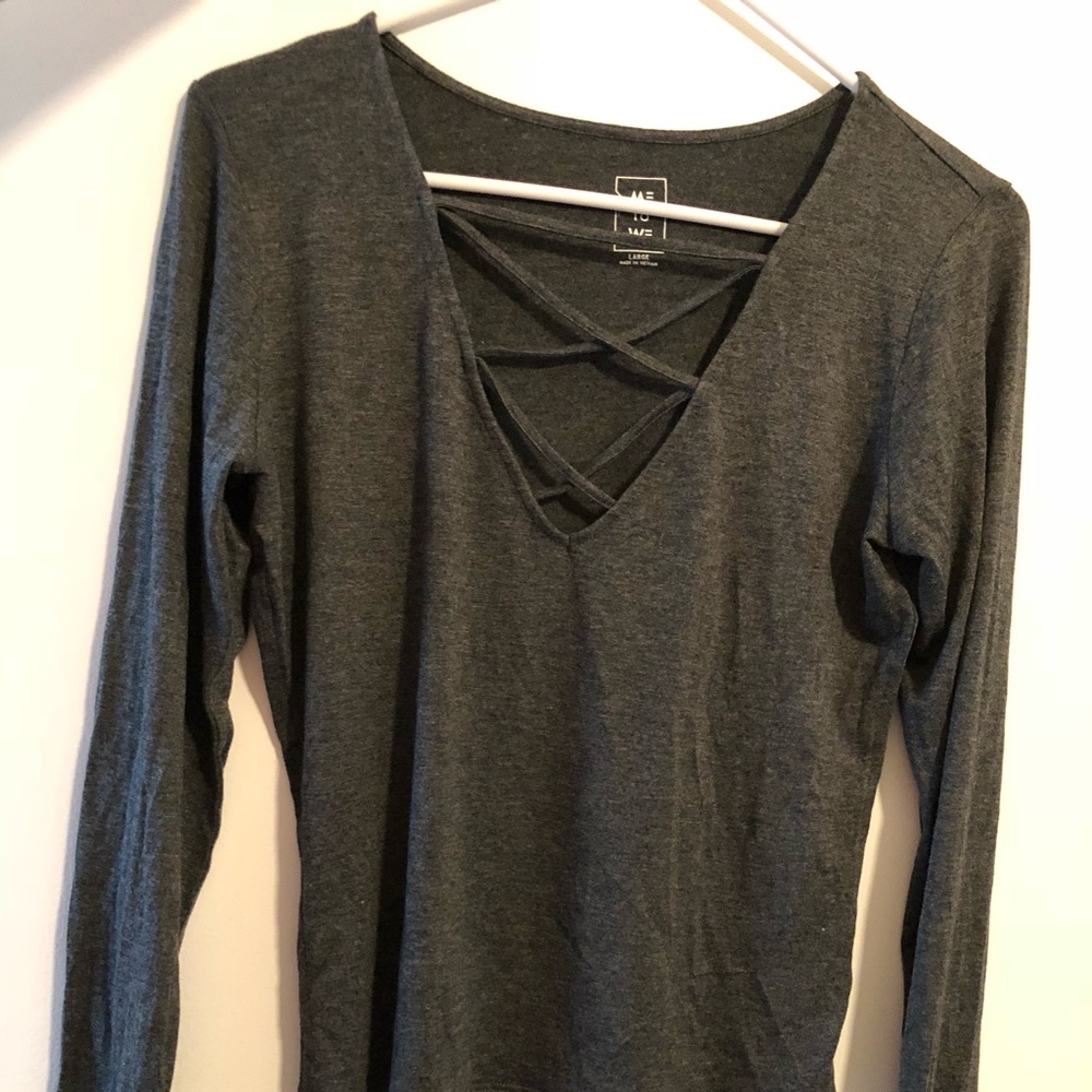 Cross-cross Crop Top